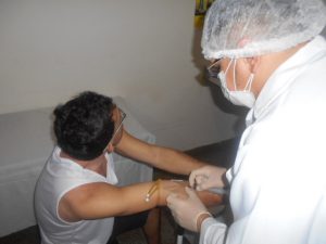 Imagem da notícia - Presos passam por exames de sangue em Itacoatiara