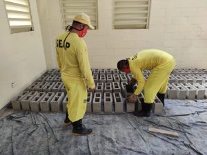 Imagem da notícia - Reeducandos do programa ‘Trabalhando a Liberdade’ atuam na construção da fábrica de tijolos do Ipat